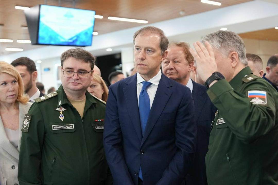 Денис Мантуров посетил военный инновационный технополис «Эра».