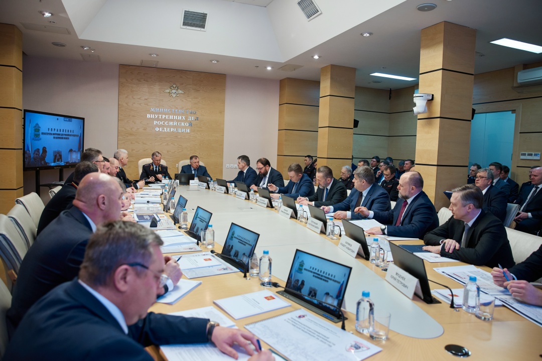 Марат Хуснуллин принял участие в межведомственном совещании по безопасности дорожного движения.