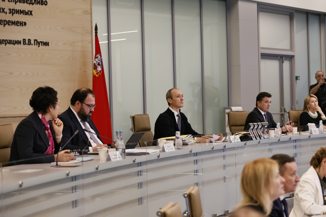 Вице-премьер Дмитрий Григоренко принял участие в заседании комиссии Госсовета по направлению «Экономика данных»