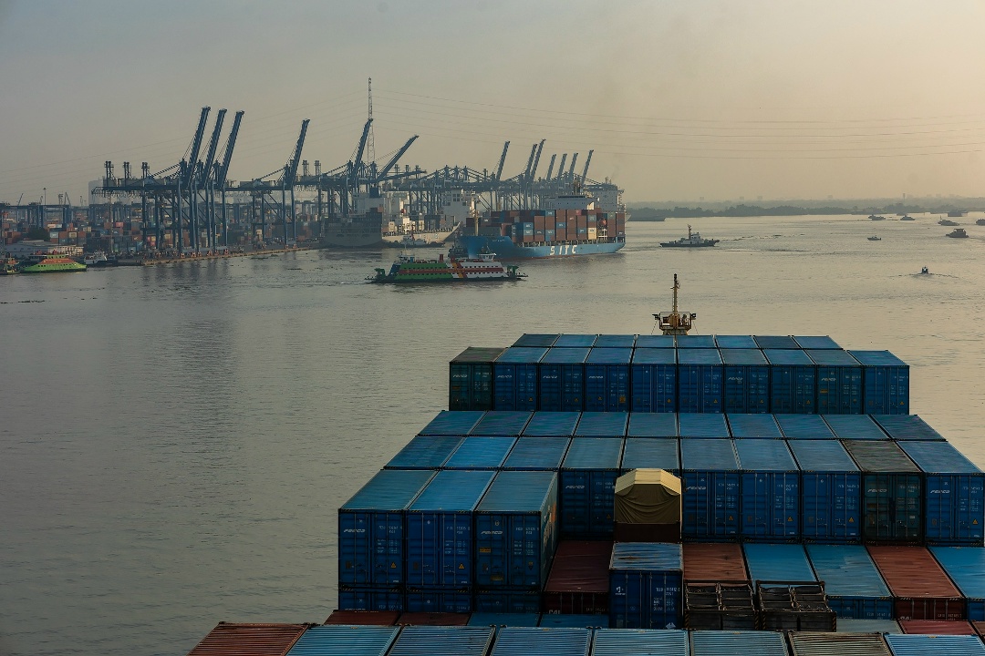 Плавание — не только море, закаты и дельфины. Это ещё и порты в разных странах, каждый из которых по-своему уникален и интересен.