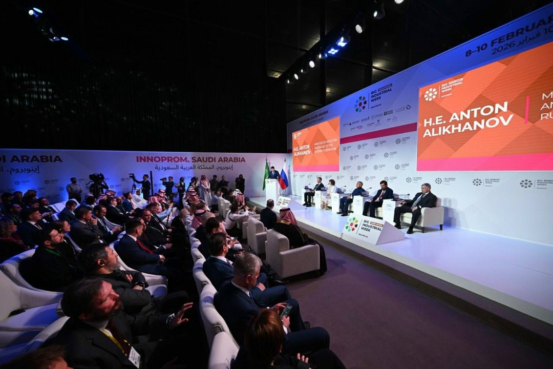 Антон Алиханов посетил форум «Иннопром. Саудовская Аравия».
