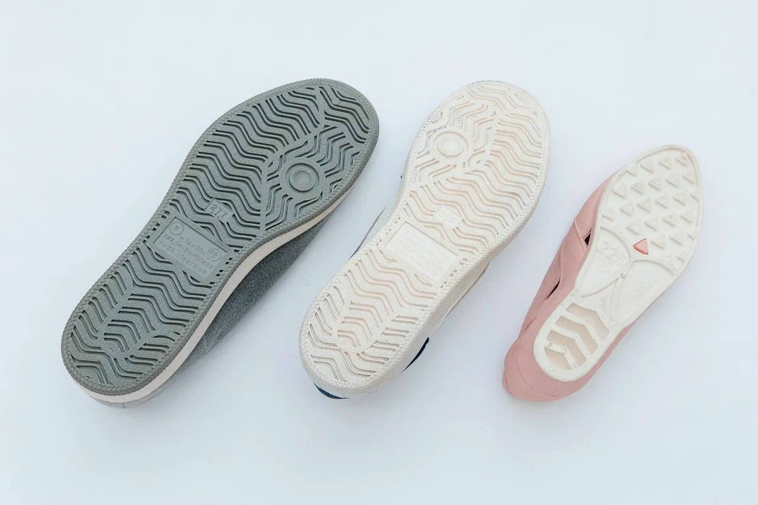 Выпускал ли ЛУКОЙЛ собственный бренд обуви?