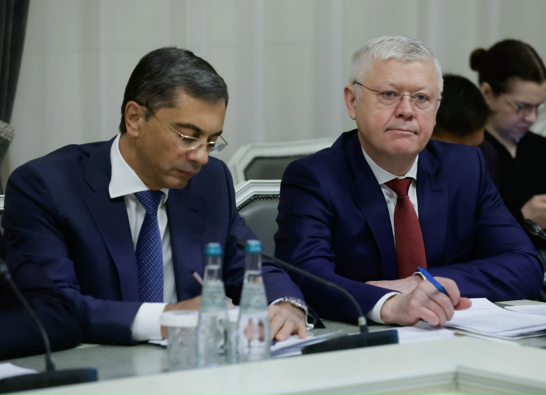 В Государственной Думе состоялась двусторонняя встреча Председателя ГД Вячеслава Володина и Председателя Великого Государственного Хурала Монголии Ням-Осорын…