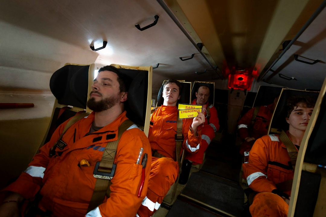 Нет, это не отработка действий команды на случай замедления мессенджеров!