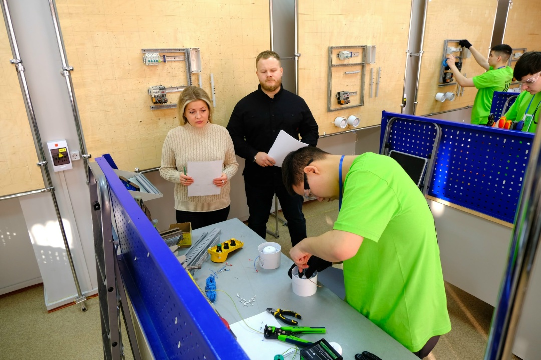 В Приамурье продолжается региональный этап Всероссийского чемпионата по профмастерству «Профессионалы».