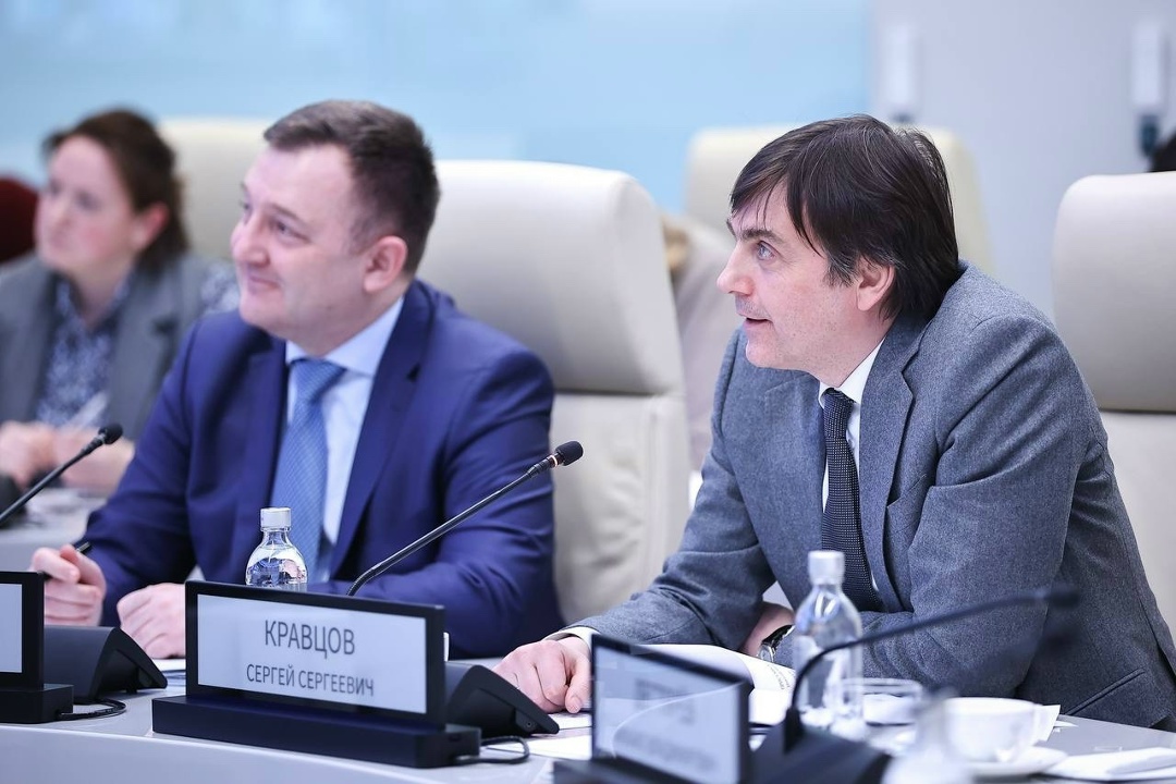 Для пилотного проекта по фиджитал-спорту Минпросвещения определены 59 школ в 16 субъектах.