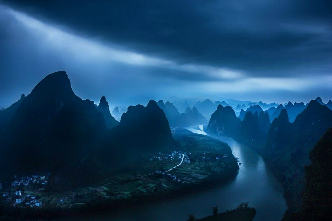 4 федеральные выставки — и везде фотоработы нефтяника ЛУКОЙЛа