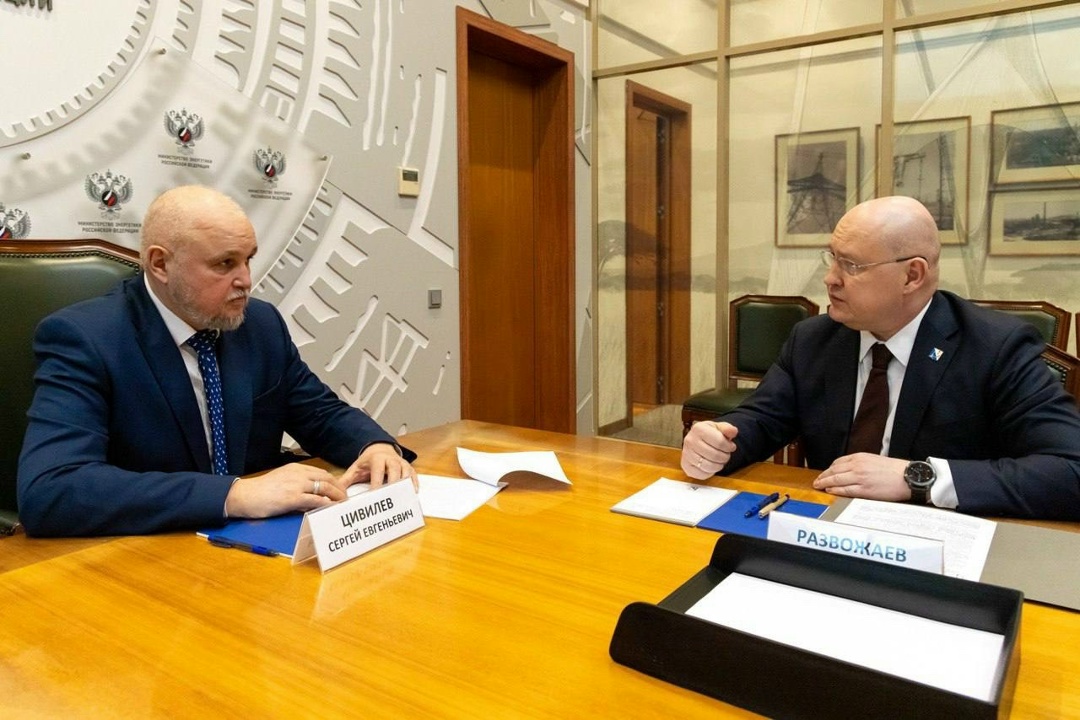 Сергей и Цивилев и Михаил Развожаев обсудили энергоснабжение Севастополя