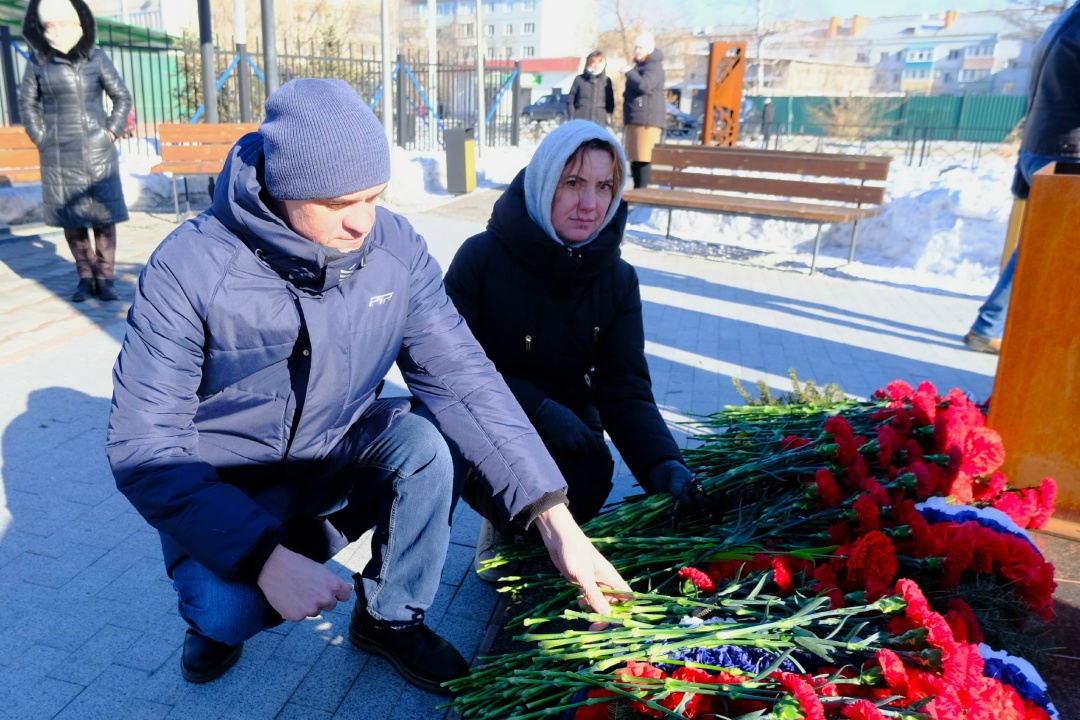 ДЕНЬ ПАМЯТИ ВОИНОВ-ИНТЕРНАЦИОНАЛИСТОВ