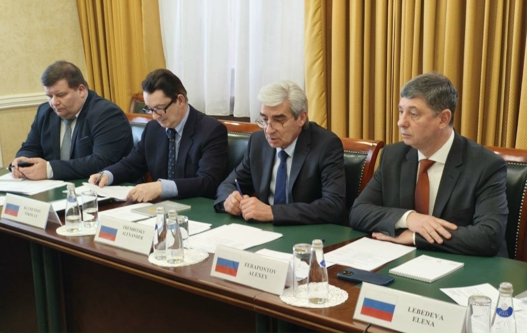 Руководитель Ростехнадзора Александр Трембицкий провёл встречу с Послом Республики Руанда в Российской Федерации Джозефом Нзабамвитой