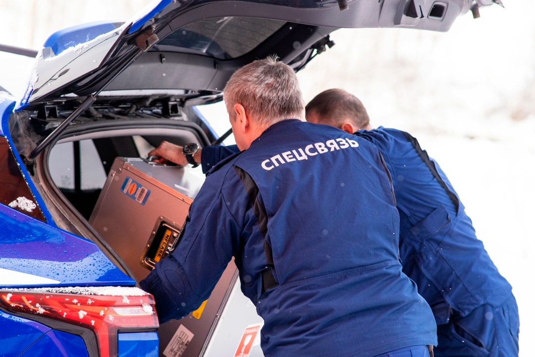 А вот и фоторепортаж из Петрозаводска — именно отсюда главный трофей КХЛ вместе с Ростелекомом начали свой тур!