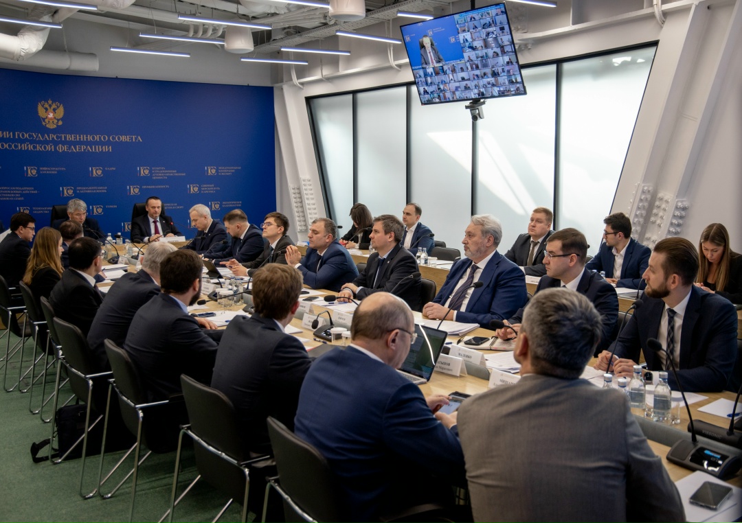 Глава Минтранса Андрей Никитин обозначил приоритеты развития общественного транспорта в регионах.