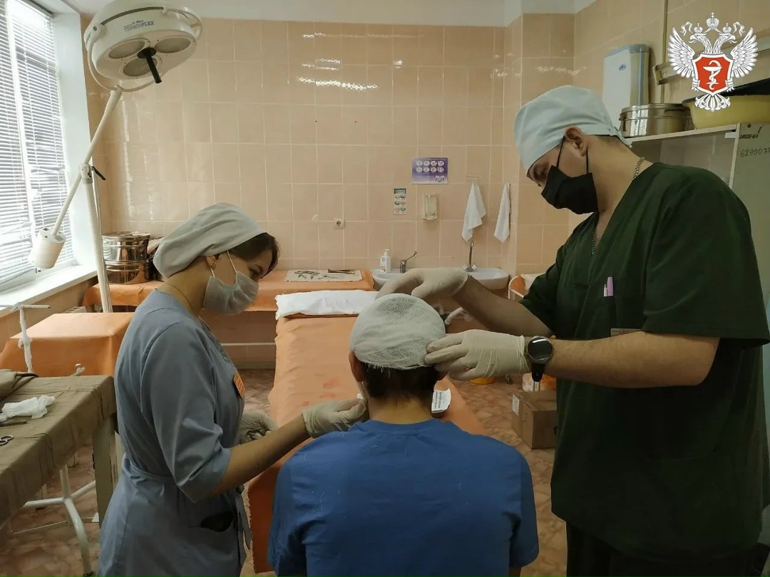 Чувашские врачи восстановили лицо мужчине после ДТП с лосем