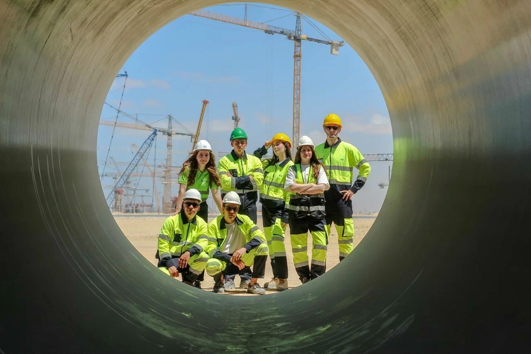 17 февраля – День российских студенческих отрядов. Поздравляем Стройотряды «Росатома» и всех студентов-строителей! Труд крут!