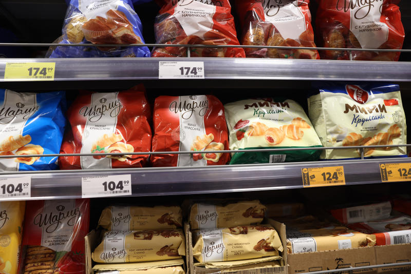 По данным исследовательской компании «Нильсен», в 2025 году на рынке появилось чуть более 8,8 тыс. новых брендов против почти 12 тыс. годом ранее. Около…