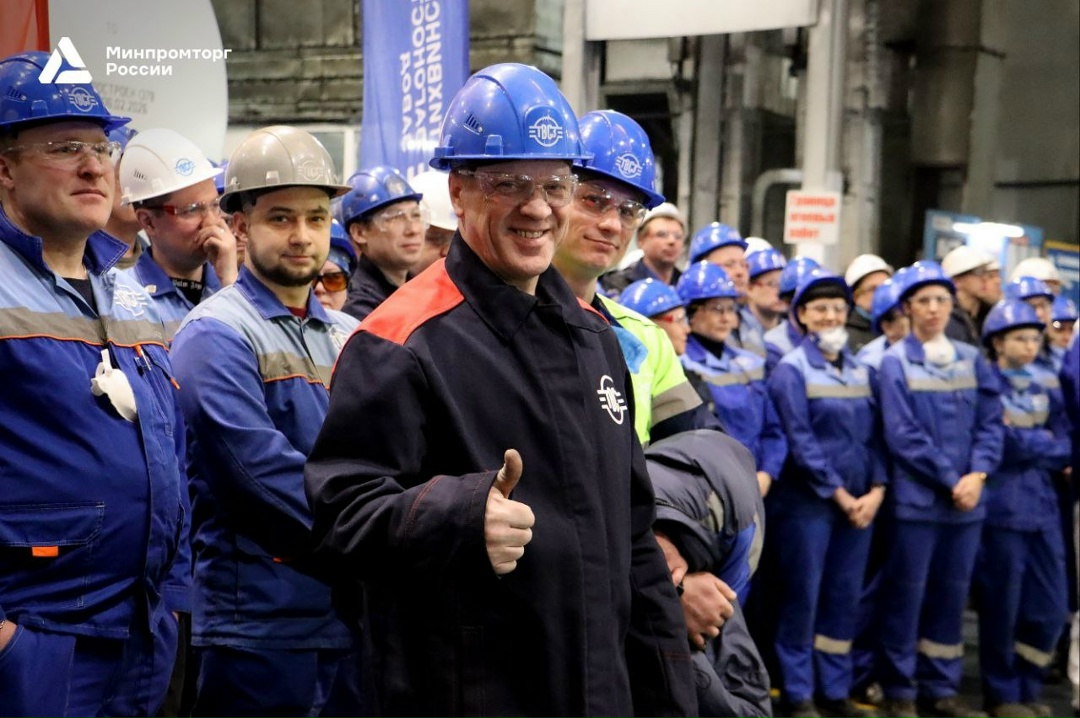 На ТВСЗ начался серийный выпуск полувагона второго поколения инновации