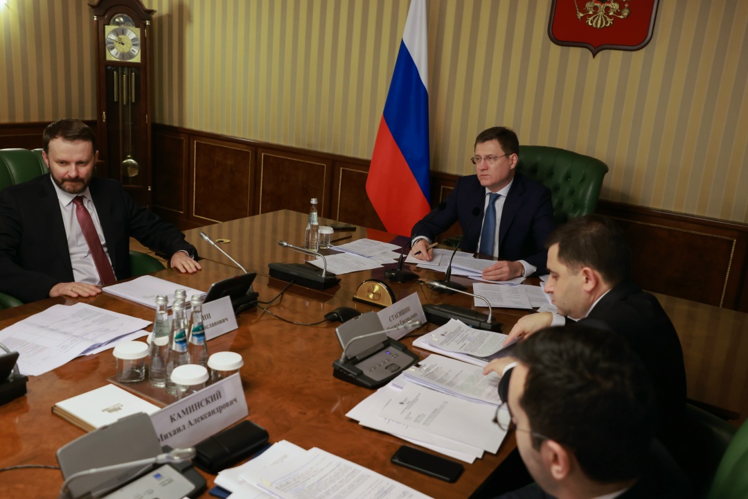 Александр Новак провел заседание по повышению устойчивости финансового сектора и отдельных отраслей экономики.