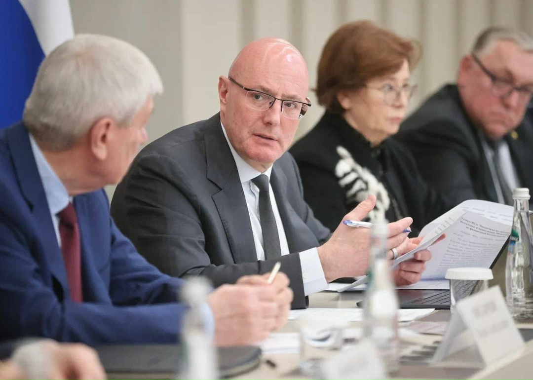 Дмитрий Чернышенко провел заседание организационного комитета VI Международной олимпиады по финансовой безопасности.