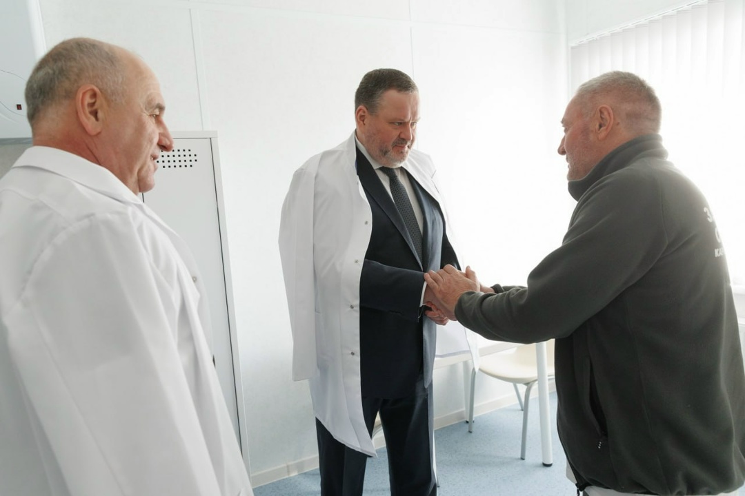 Антон Котяков принял участие в открытии центра реабилитации для участников специальной военной операции в Карачаево-Черкесии.