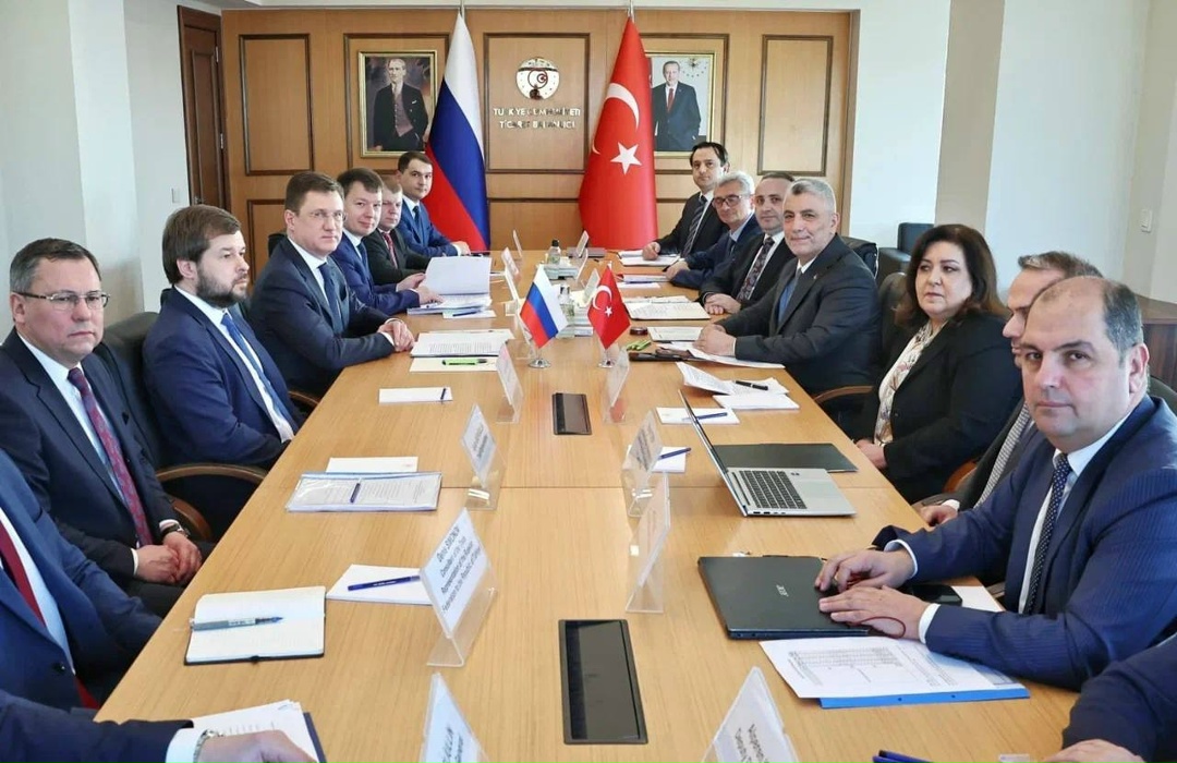 Александр Новак встретился с министром торговли Турции Омером Болатом.