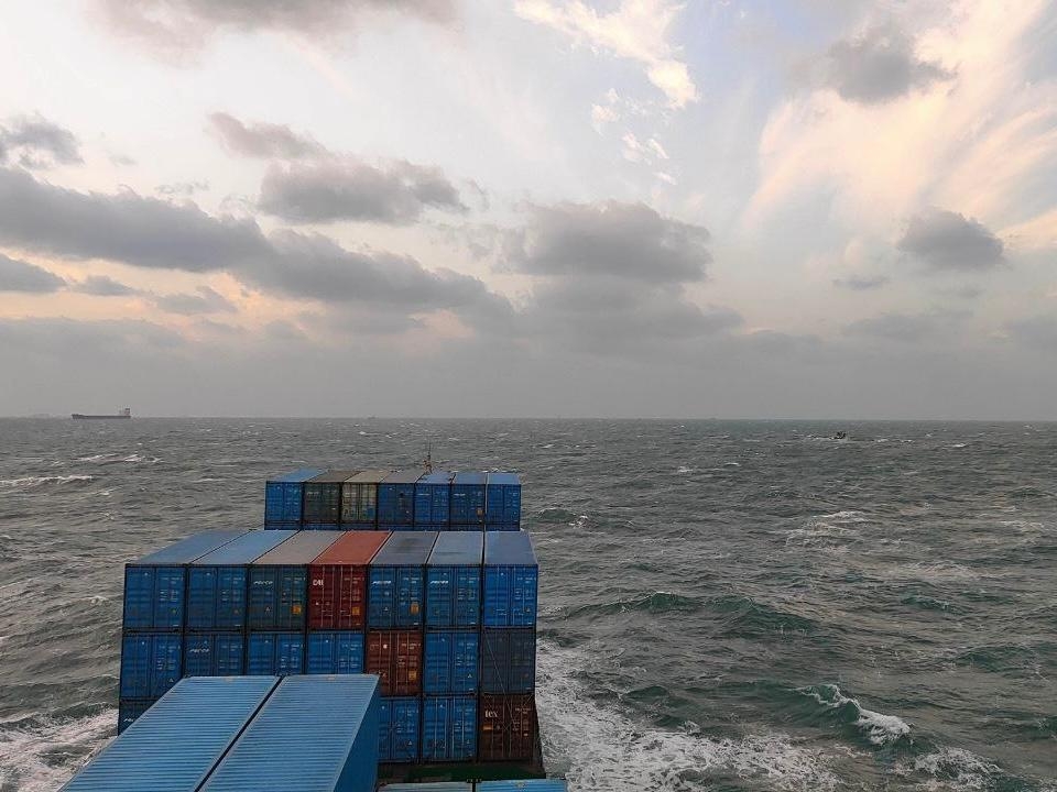 Уверенно двигаемся в Восточно-Китайском море! ️