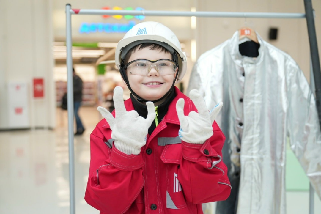 Яркий и эмоциональный фотоотчет с празднования "Всемирного дня экскурсовода" в центре развлечений ГК "Притяжение"!
