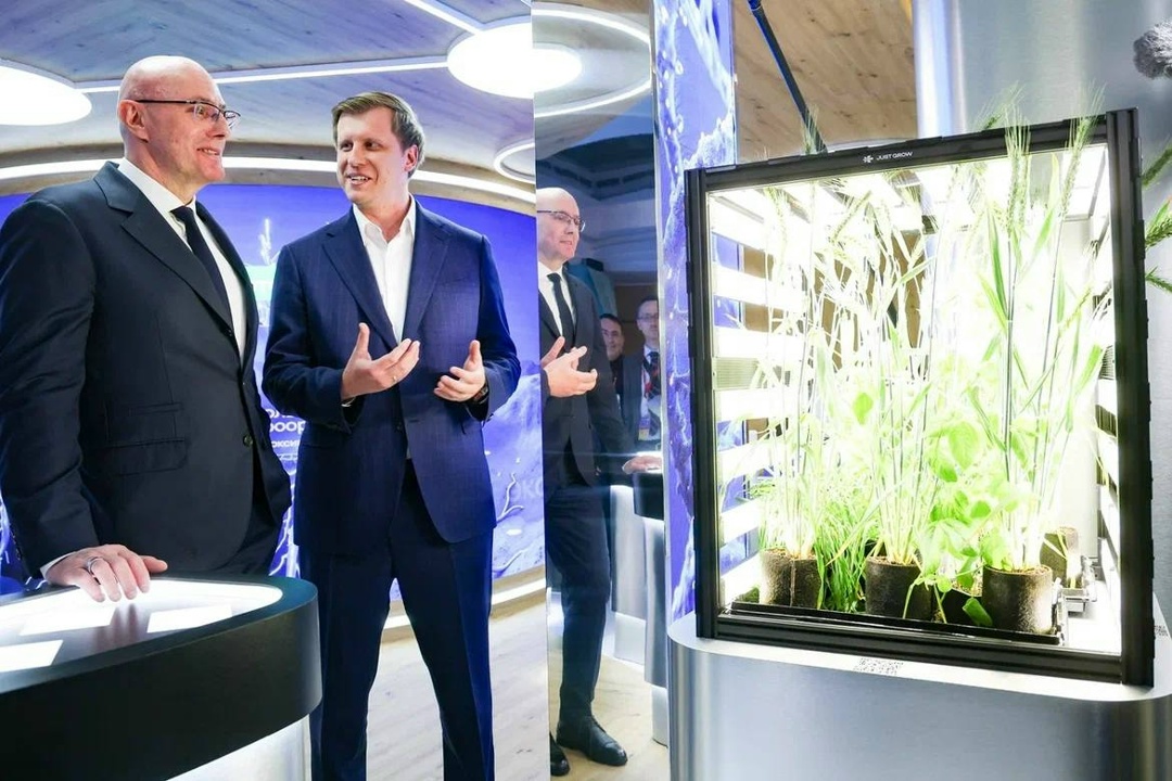 Дмитрий Чернышенко оценил разработки на стендах Форума будущих технологий – 2026.