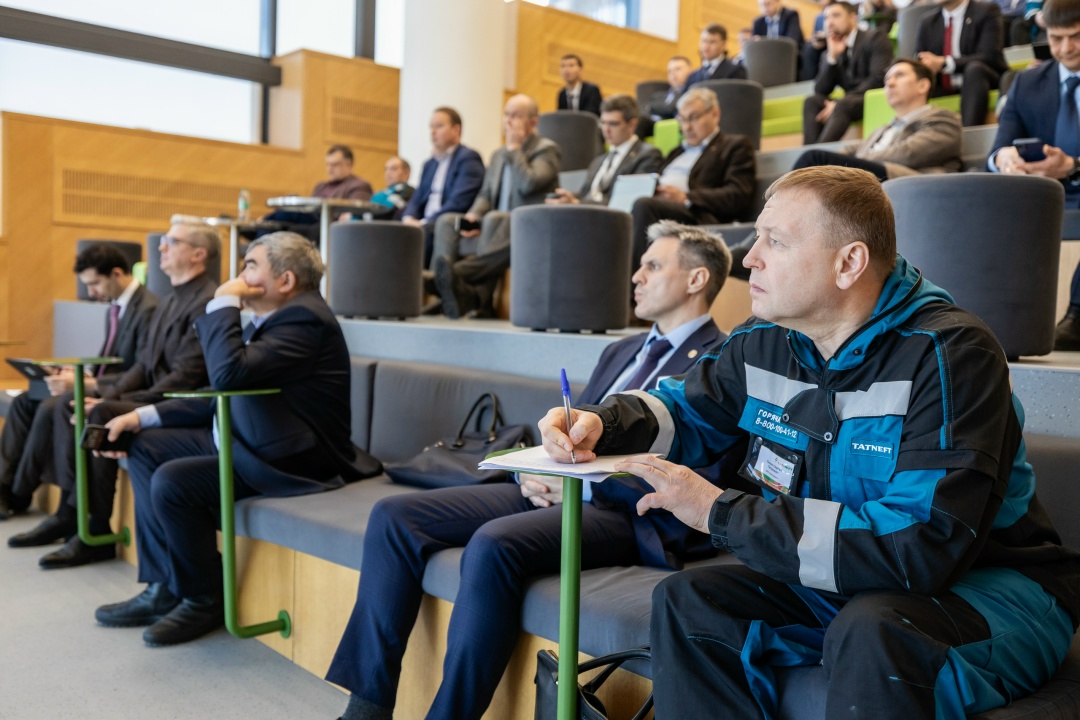 Цифра на страже нефтеотдачи Современные методы повышения нефтеотдачи пластов требуют не только новых химических рецептур, но и высокоточного цифрового…