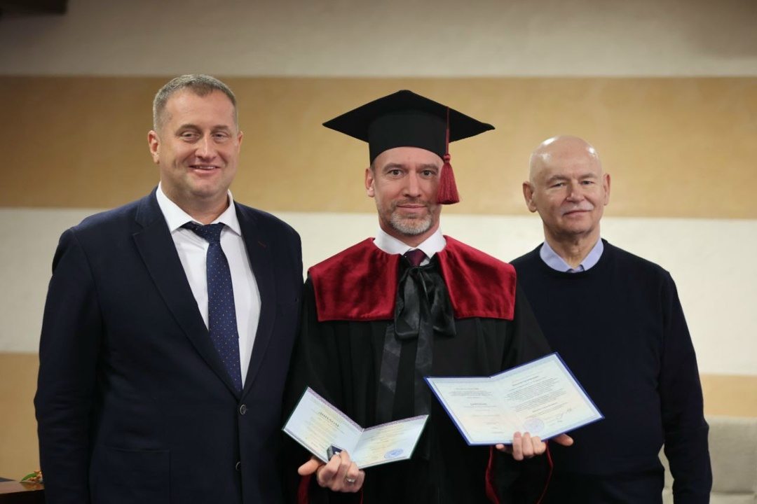 НАШИ В ДЕЛЕ Вручение дипломов МВА представителям ПАО «Магнитогорский Металлургический Комбинат»