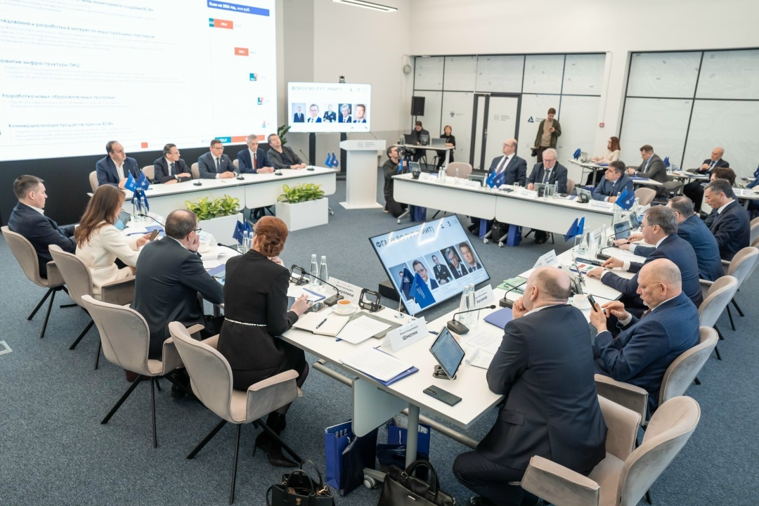 20 передовых инженерных школ второй волны представили результаты работы за 2025 год.