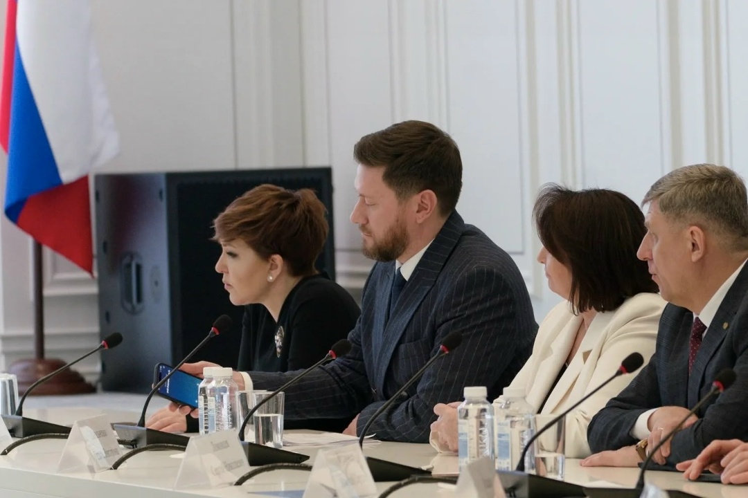 Глава Минстроя России Ирек Файзуллин принял участие в «Открытом диалоге» с главами муниципалитетов в рамках проектно-аналитической сессии Всероссийской…