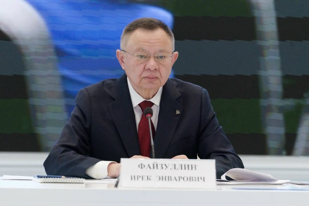 Глава Минстроя России Ирек Файзуллин принял участие в «Открытом диалоге» с главами муниципалитетов в рамках проектно-аналитической сессии Всероссийской…