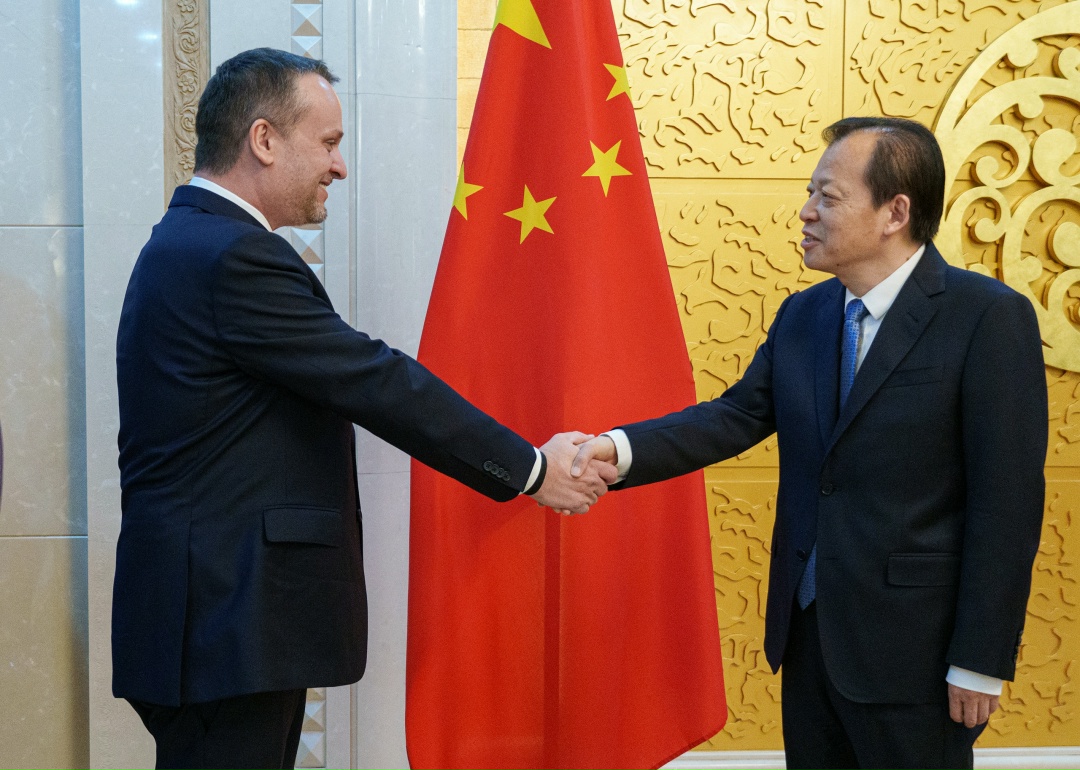 Андрей Никитин посетил с рабочим визитом Китайскую Народную Республику.