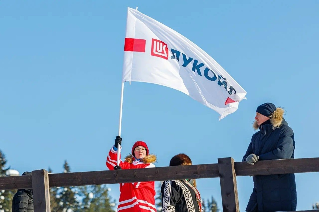 Олений дрифт В 11-й раз оленеводы Югры из пяти муниципалитетов состязались в профессиональном мастерстве.