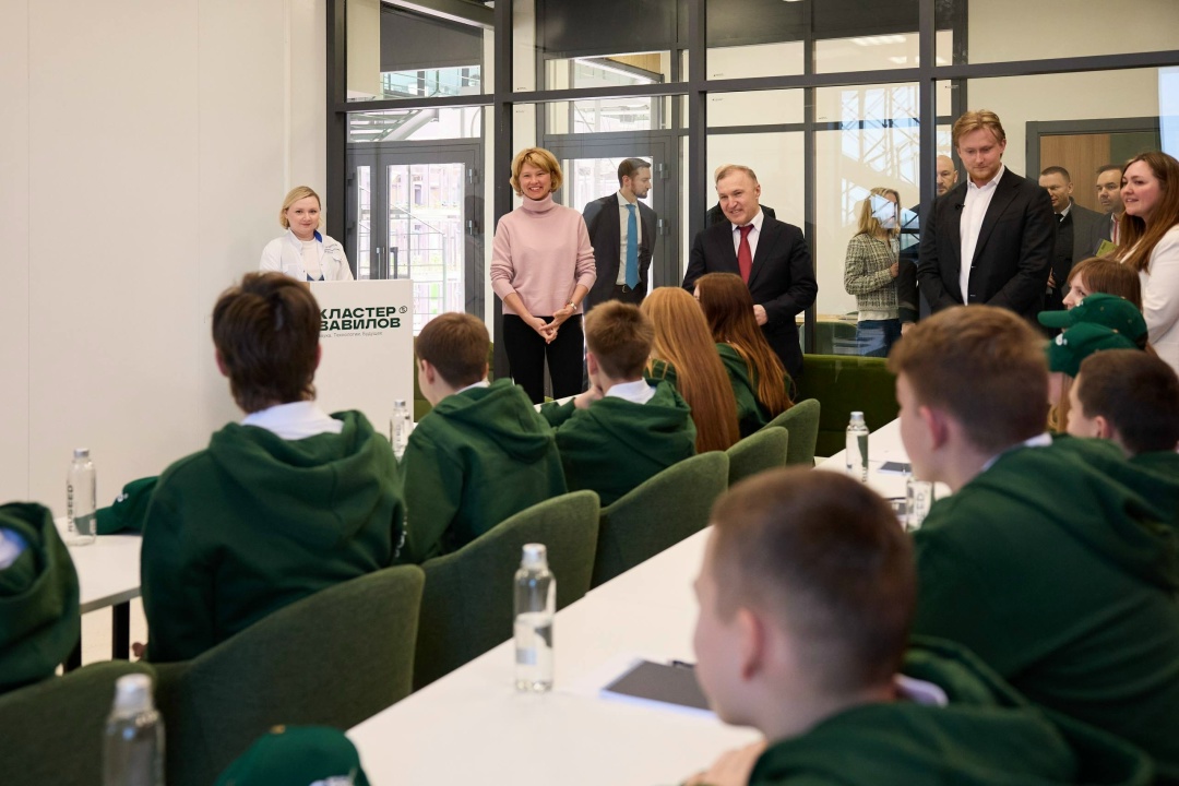 Глава Минсельхоза проверила готовность агробиотехнопарка «Кластер Вавилов»