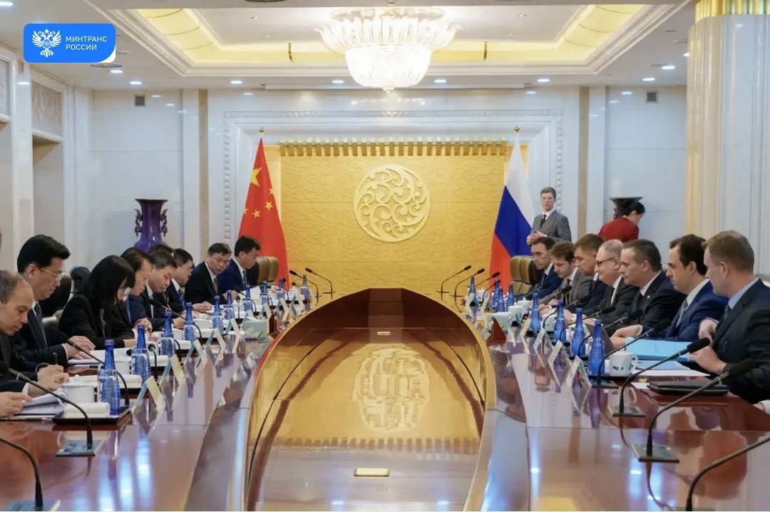 Глава Минтранса Андрей Никитин сегодня находится с рабочим визитом в Китае