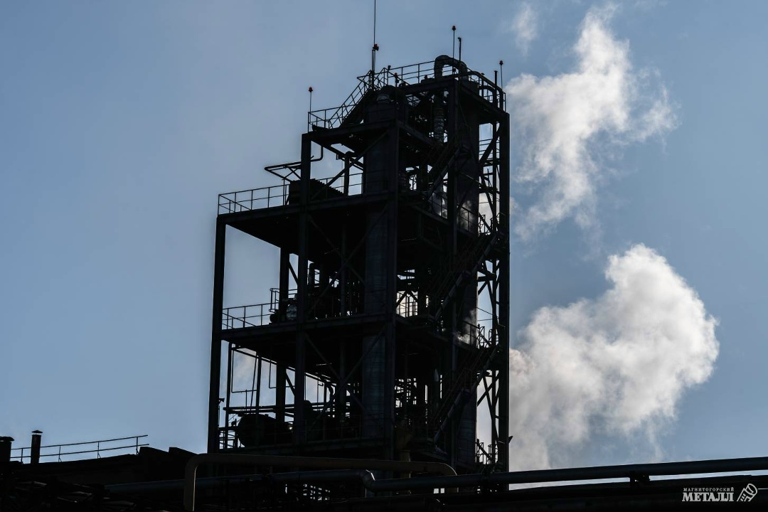 Бригада – это большая семья Знакомьтесь, Дмитрий Гаврилов - мастер участка переработки химических продуктов ММК, в профессии уже 17 лет