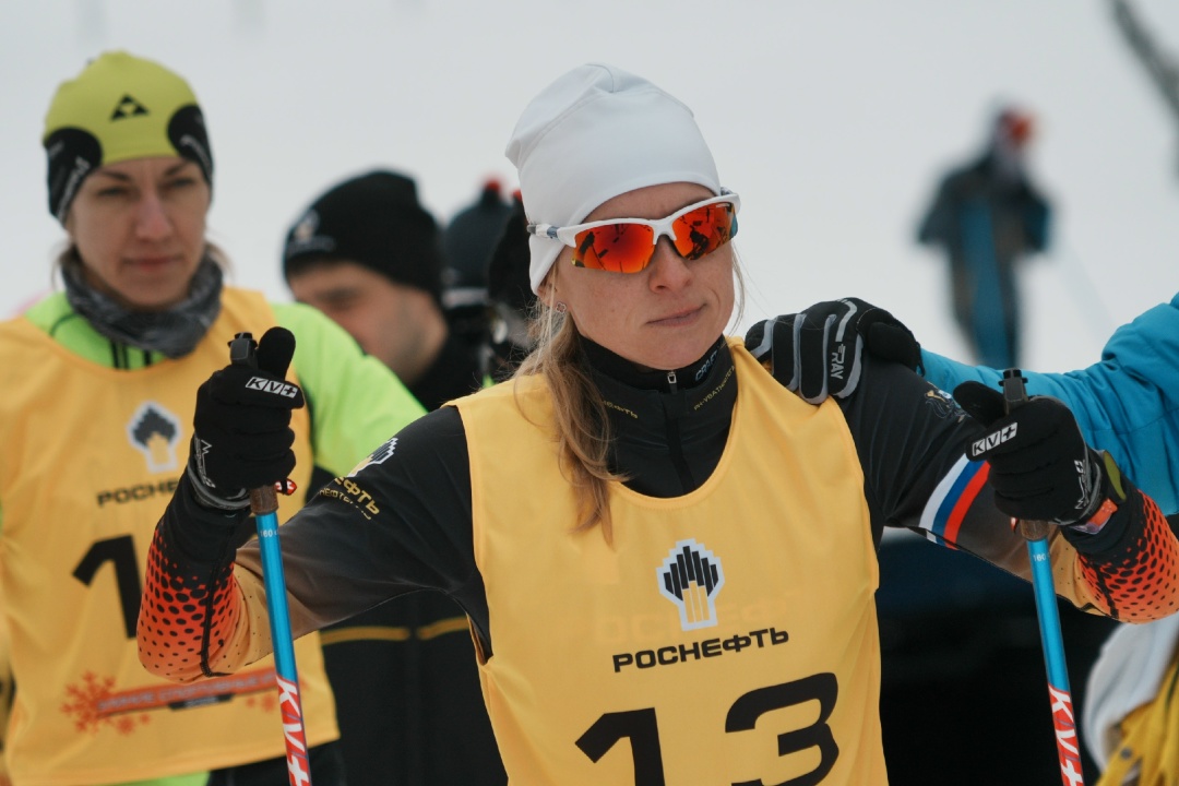 Финал Зимних игр «Роснефти» Четыре дня борьбы: более 500 спортсменов, гонки лыжников и биатлонистов, десятки хоккейных матчей — на олимпийских аренах Сочи…