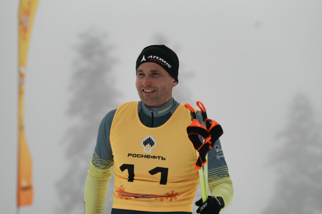 Финал Зимних игр «Роснефти» Четыре дня борьбы: более 500 спортсменов, гонки лыжников и биатлонистов, десятки хоккейных матчей — на олимпийских аренах Сочи…