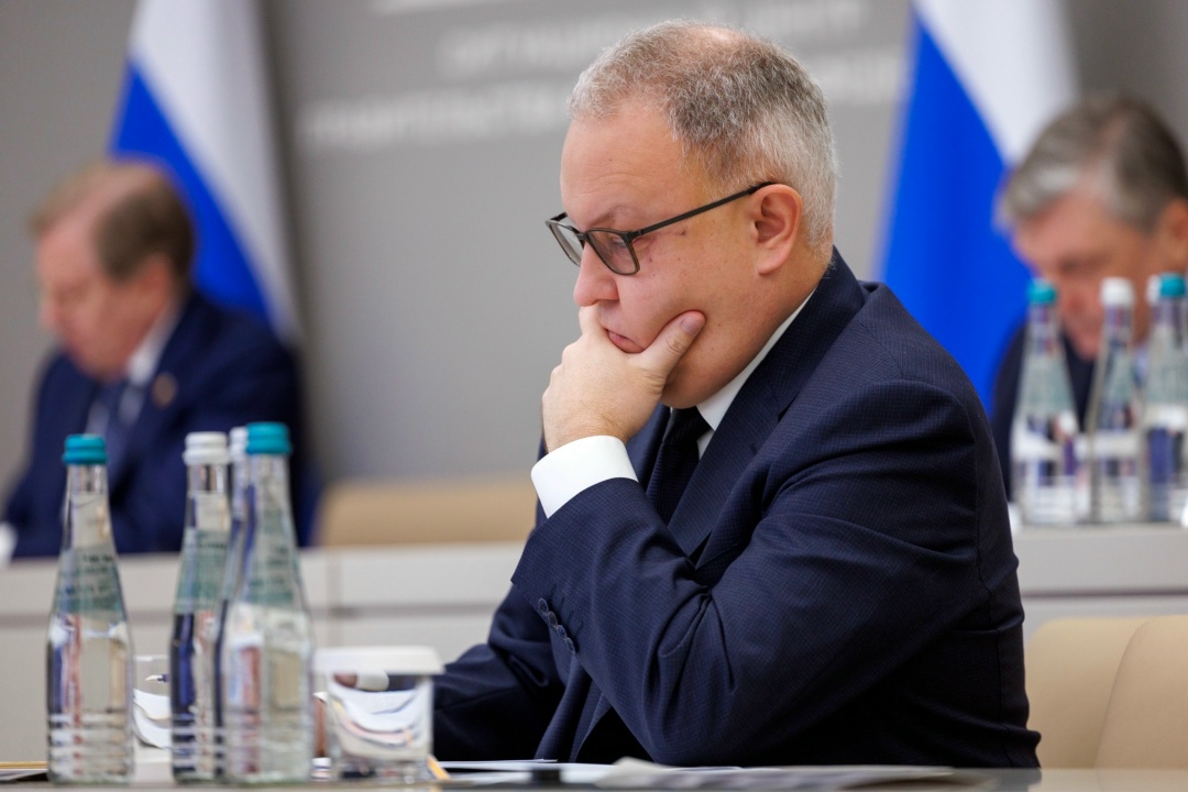 Виталий Савельев провел заседание комиссии по реализации проектов развития железнодорожной инфраструктуры Сибири и Дальнего Востока.