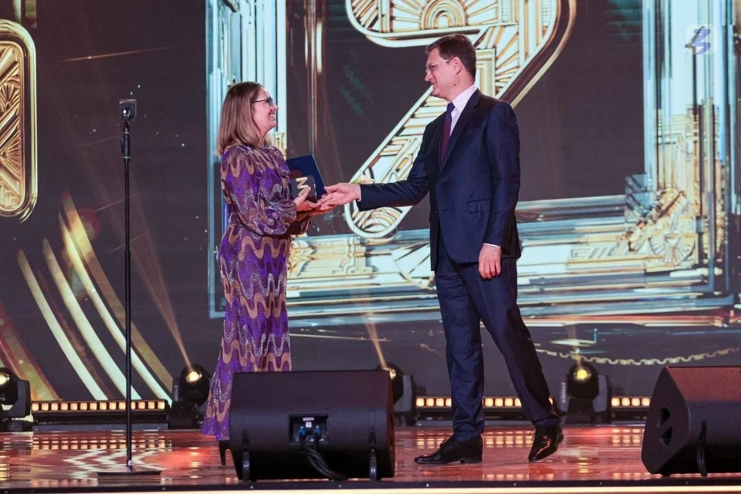 Александр Новак наградил лауреатов премии «Знание.Премия» в области экономики, бизнеса и права.