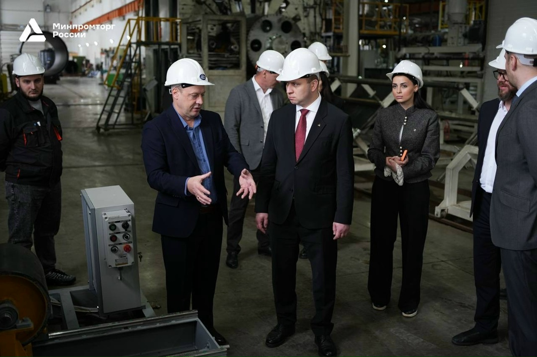 Статс-секретарь - замглавы Минпромторга России Роман Чекушов в ходе рабочей поездки в Республику Казахстан ознакомился с успешным примером промышленной…