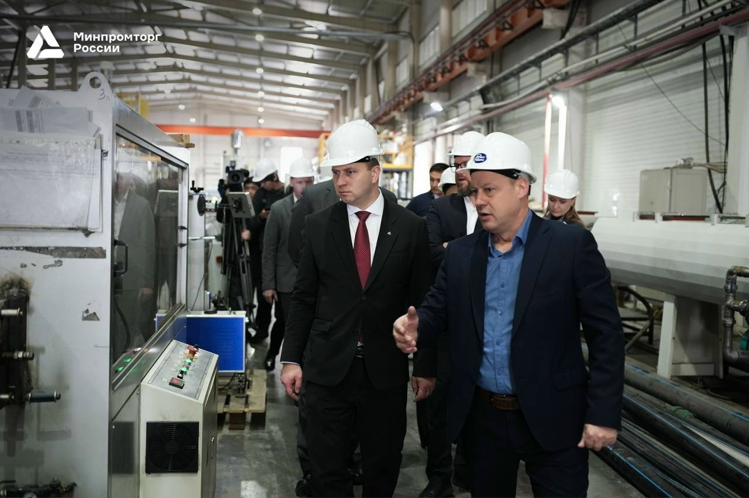 Статс-секретарь - замглавы Минпромторга России Роман Чекушов в ходе рабочей поездки в Республику Казахстан ознакомился с успешным примером промышленной…