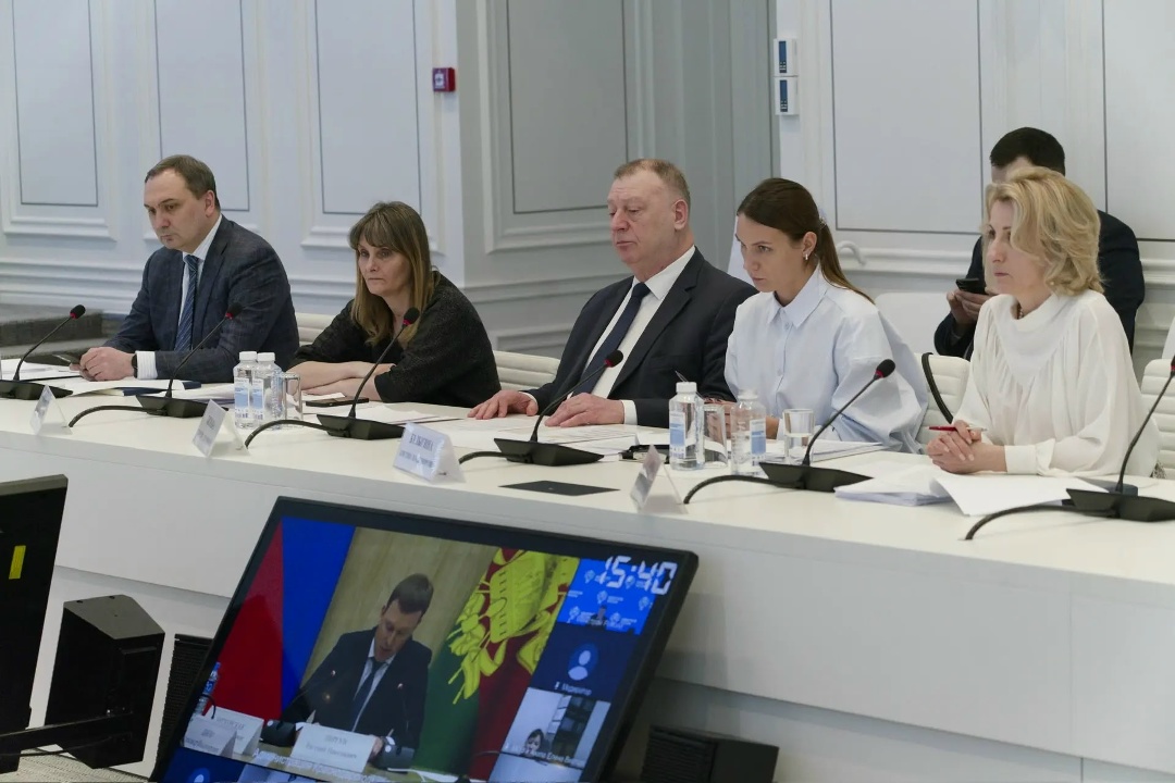 Глава Минстроя России провел совещание по вопросам строительства и реконструкции очистных сооружений в Краснодарском крае