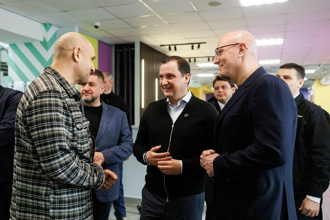 Дмитрий Чернышенко встретился с участниками президентской кадровой программы «Время героев».