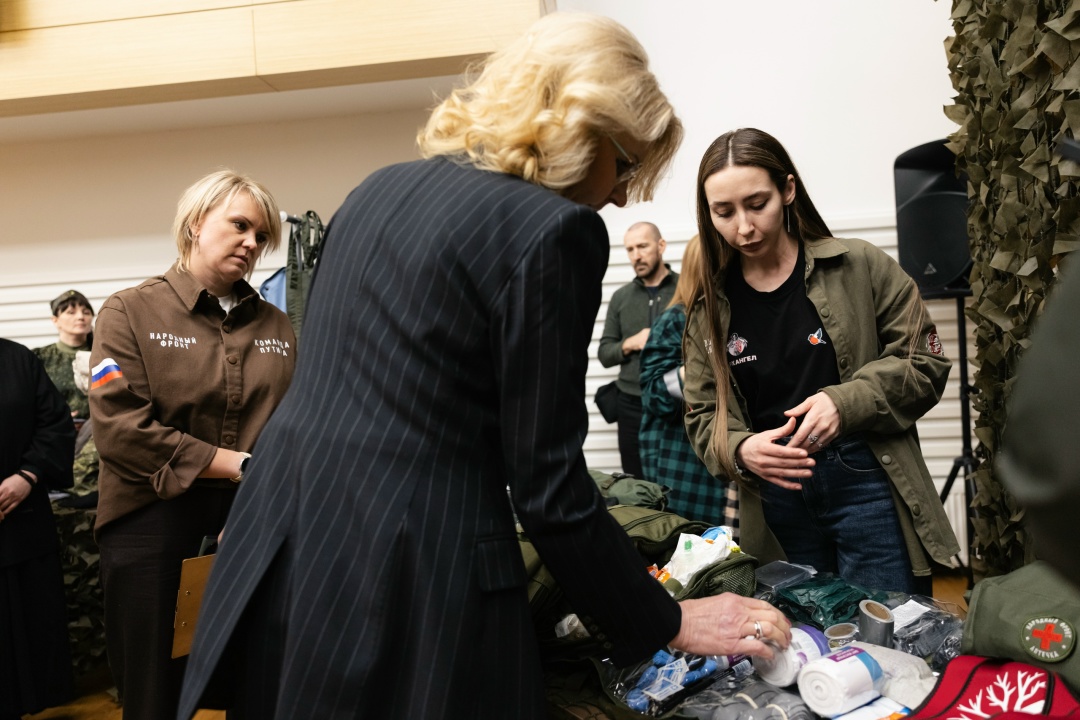 Татьяна Голикова и Народный фронт передали технику военным медикам.