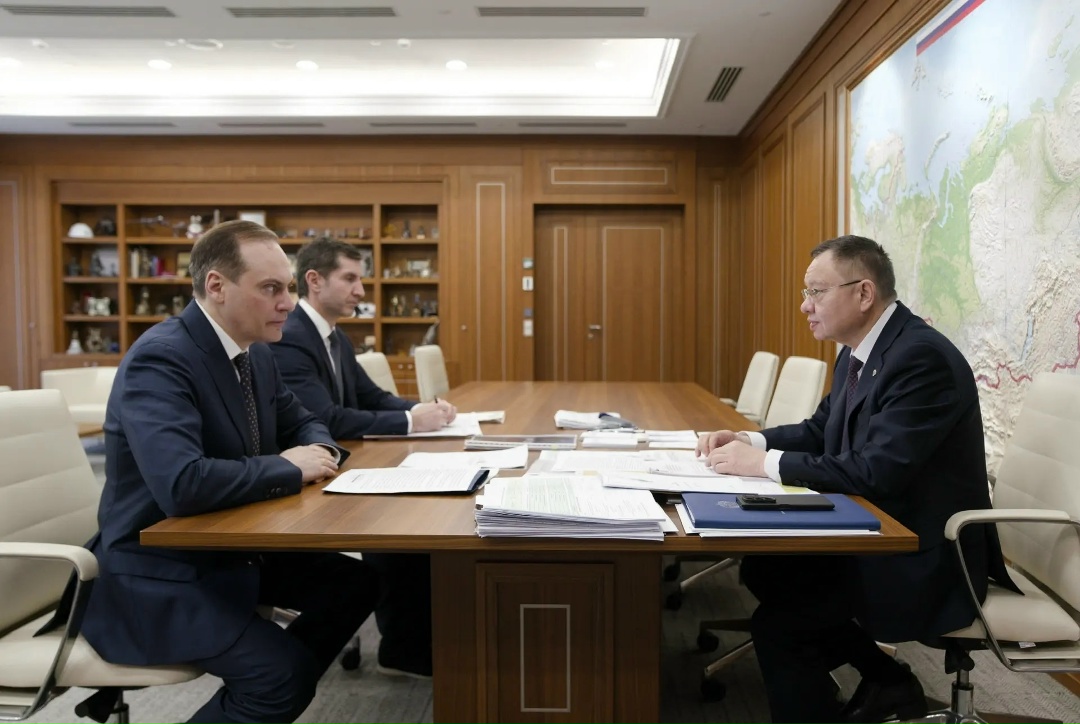Глава Минстроя России Ирек Файзуллин провел рабочую встречу с Главой Республики Мордовия Артемом Здуновым