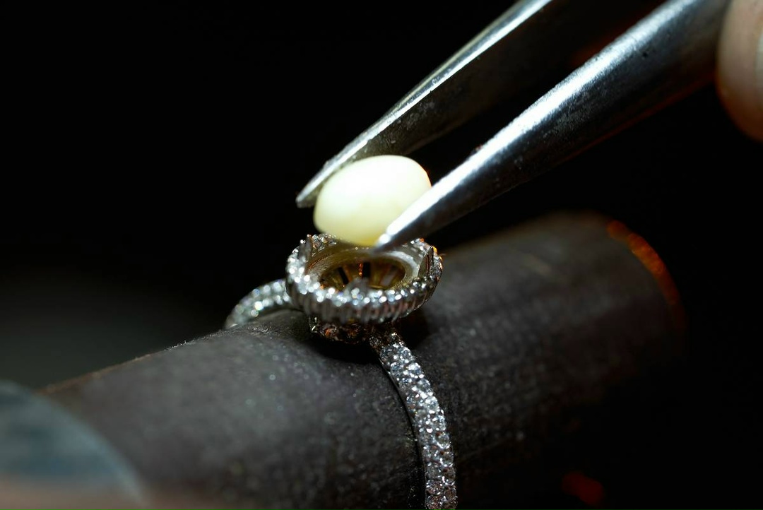 Сукцинит + фианит = подарок на 8 Марта