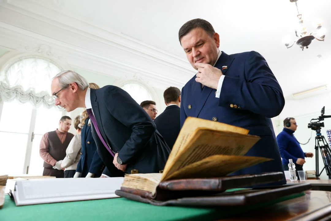 Заместитель Председателя Совета Федерации Константин Косачев провёл первое заседание в рамках «Сенатских чтений» на тему «От Вече до Правительствующего сената:…