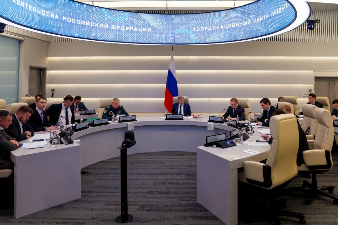 Виталий Савельев провел заседание правкомиссии по ликвидации последствий чрезвычайной ситуации в Керченском проливе.